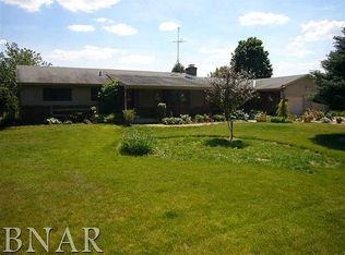 25857 Longview Rd, Hopedale, IL 61747