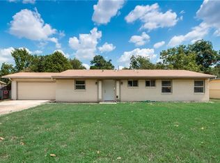 730 Ridgecrest Dr, Irving, TX 75060