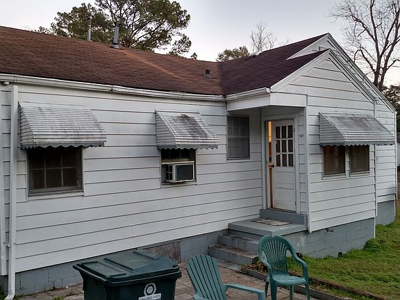 3rd image of 1106 W Patton St