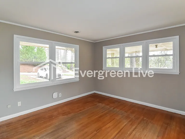 3678 Windemere Dr — Photo 13