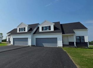 11 Walke Way, Mechanicville, NY 12118