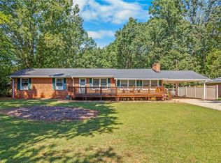 645 Hodgin Valley Rd, Pleasant Garden, NC 27313