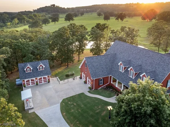 109536 S 4750th Rd, Muldrow, OK 74948