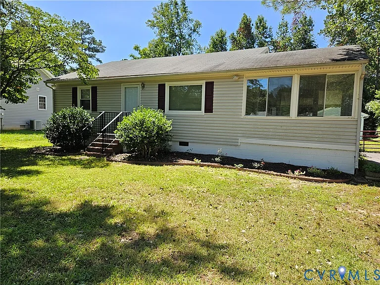519 Smith Dr — Photo 1