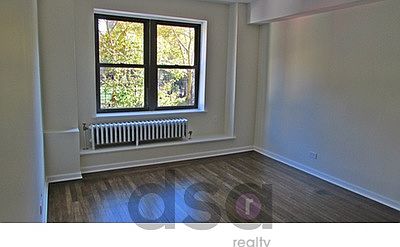 2nd image of 850 Amsterdam Ave APT 2a