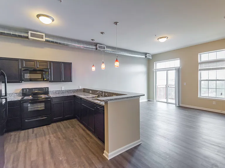 632MLK Apartments — Photo 32