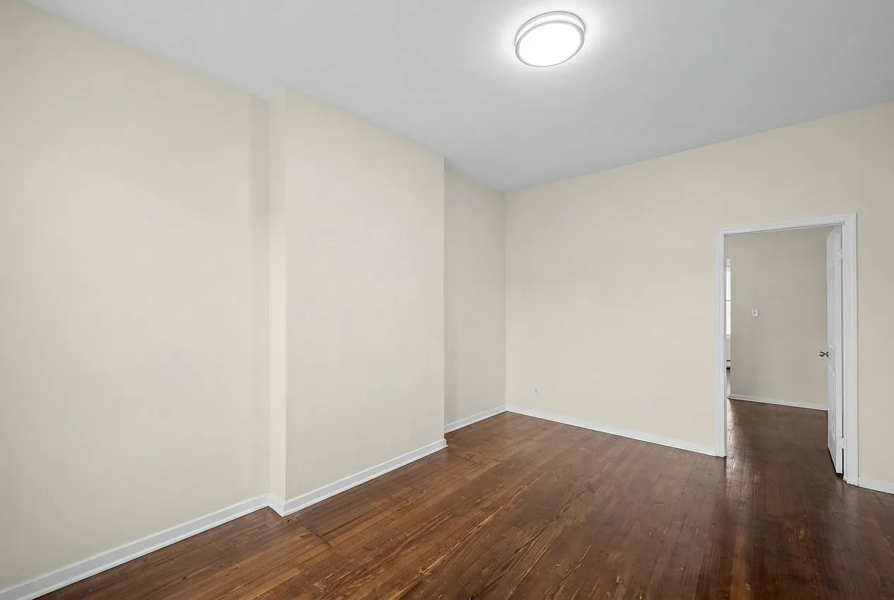 426 72nd Street — Photo 2