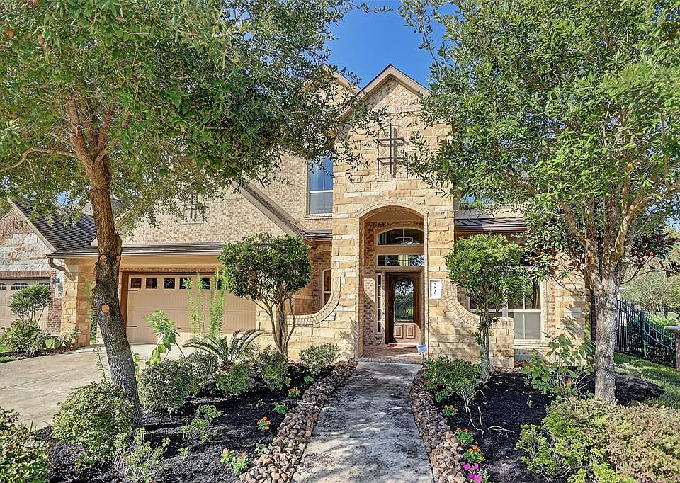 1st image of 5819 Creek Crossing Ct