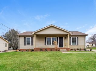 2833 Nat Hoosier Ln, Clarksville, TN 37040