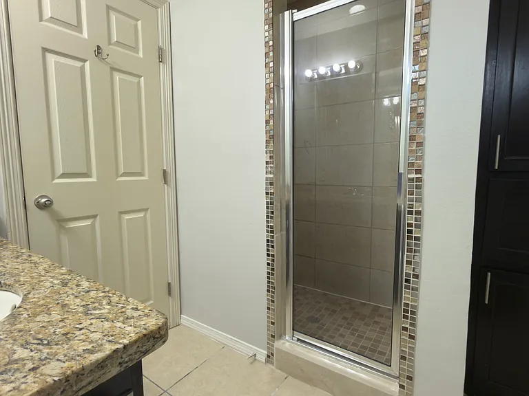 2324 W Stubbs St #3 — Photo 21