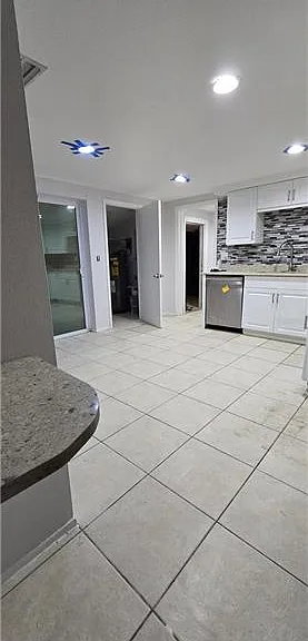 21440 Midway Blvd — Photo 2