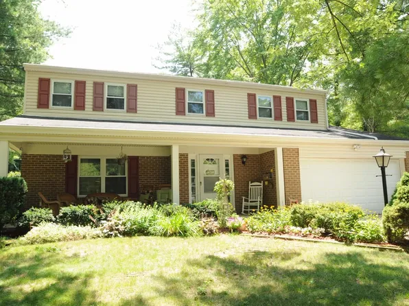 1105 Twig Ln, Amelia, OH 45102