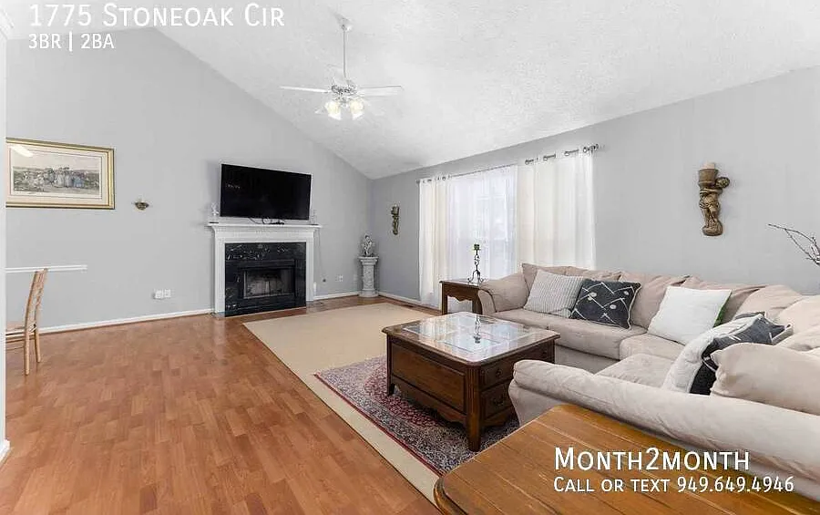 Tranquil Retreat on Stoneoak Cir — Photo 4