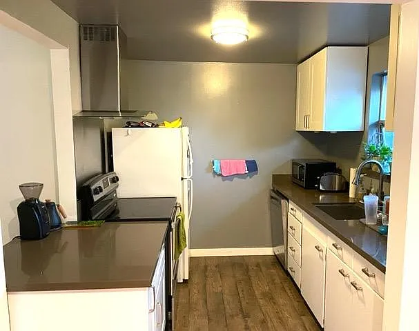 2 bed, 1400 sqft, $3,100 — Photo 2
