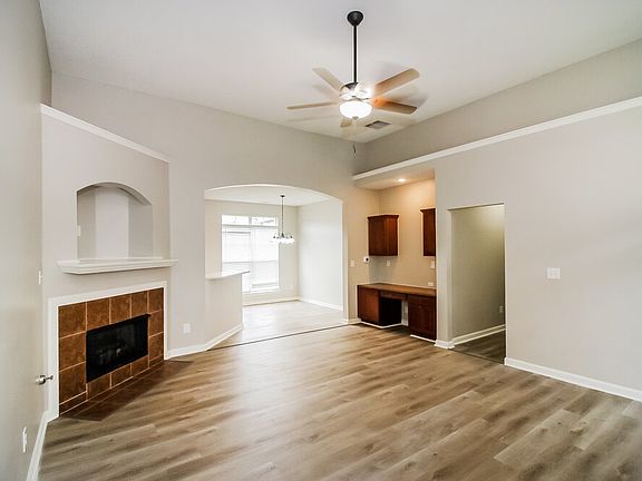 4th image of 4860 Stirrup Dr