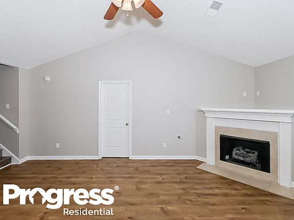 3rd image of 4860 Cantata Dr