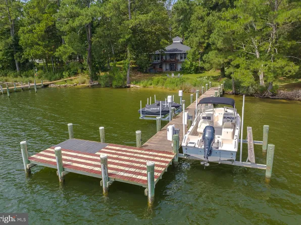 18158 Bowles Rd, Lexington Park, MD 20653