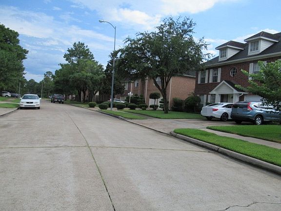 5th image of 13914 Wheatbridge Dr