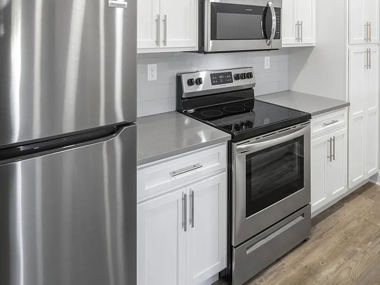 721 Burdeck St #15 — Photo 10