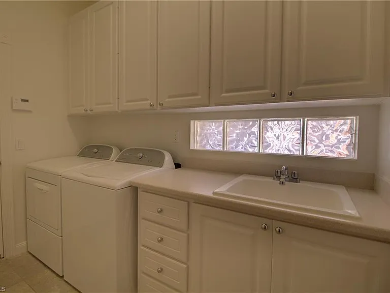 7681 Sicilia Ct — Photo 23