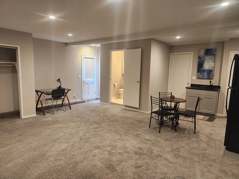 807 Taurus Dr — Photo 3
