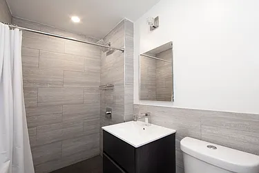 Rented by R New York