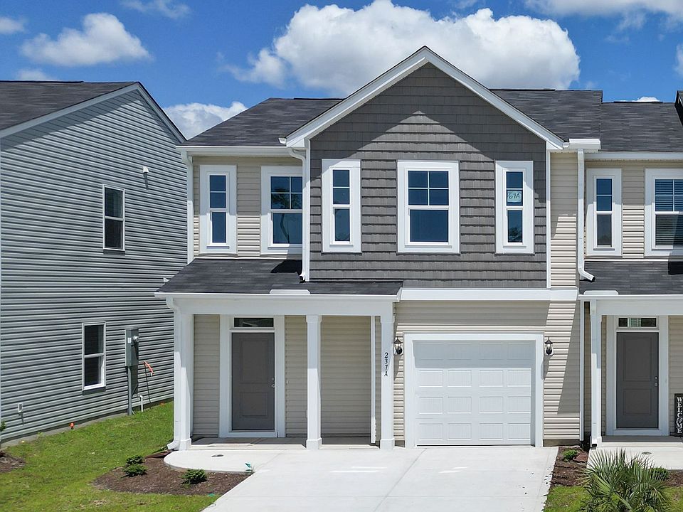 1st image of 261A Arnette Dr