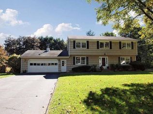5 E Meadow Ln, Norwalk, CT 06851