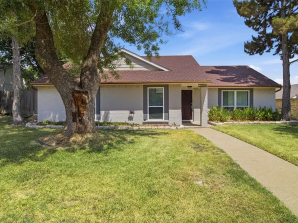 3709 Yaupon Dr, Grand Prairie, TX 75052