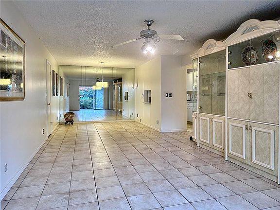 4th image of 6395 Bay Club Drive #2