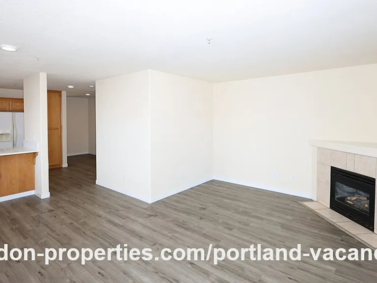 5407 SE 121st Ave — Photo 17