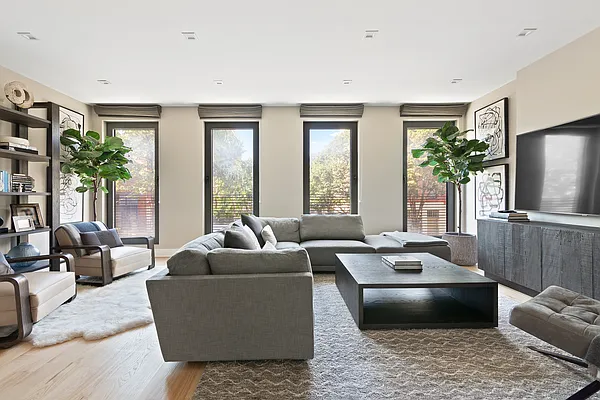 Rented by Compass | media 15