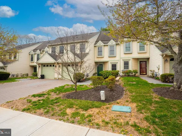 62 Fair Acres Ct, Princeton, NJ 08540