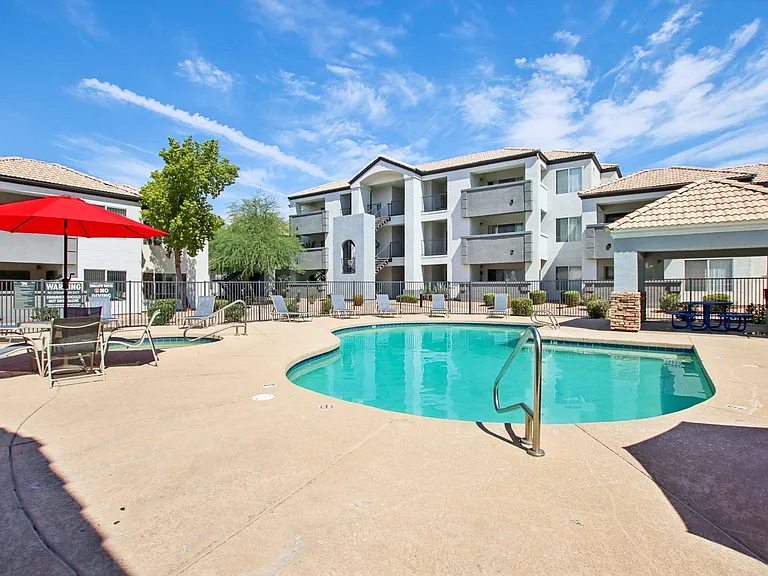 The Village at Sun Valley Apartments — Photo 7
