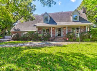 1233 Calais Dr, Mount Pleasant, SC 29464