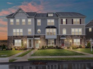 1023 Coldstream Dr, Canonsburg, PA 15317