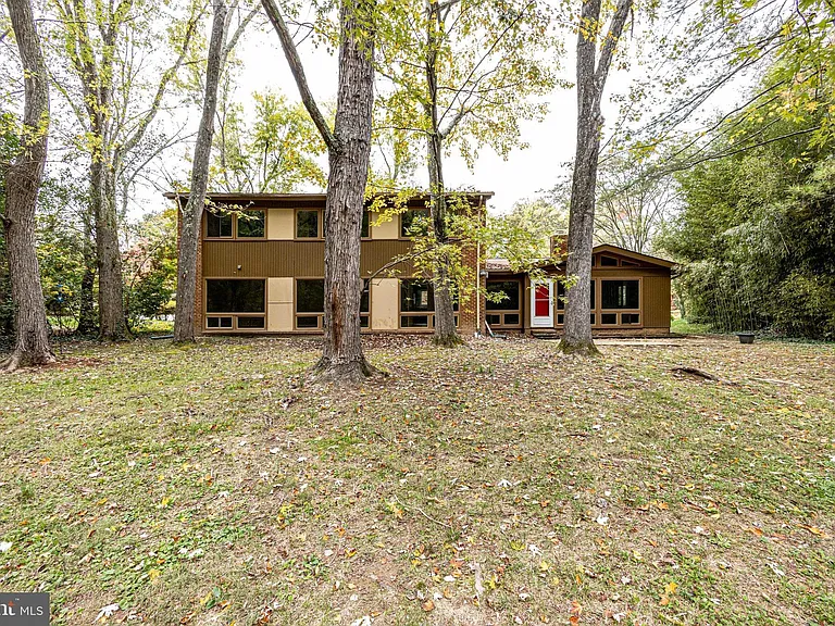 3409 Wessynton Way — Photo 69