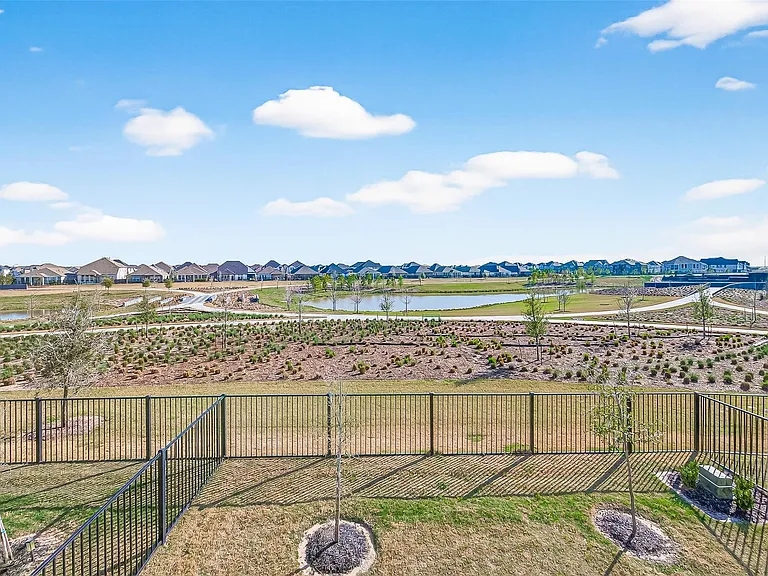 21163 Medina River Dr — Photo 2