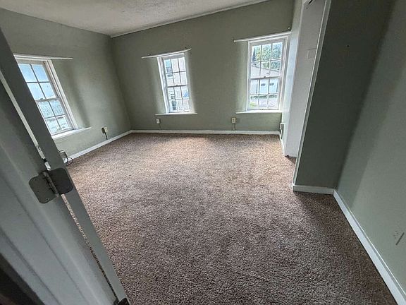 4th image of 3678 Main St APT 5