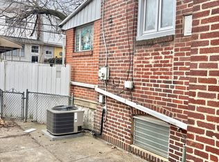 7013 Cottage St, Philadelphia, PA 19135
