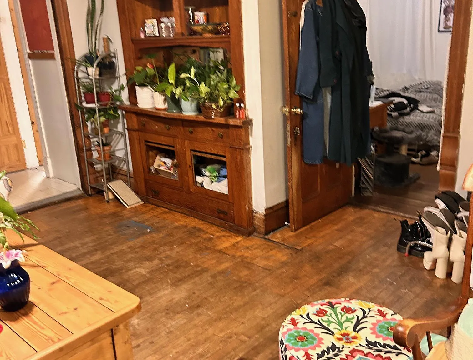 3 bed, $1,500 — Photo 2