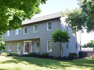 1932 Cedar Hill Rd, Lancaster, OH 43130