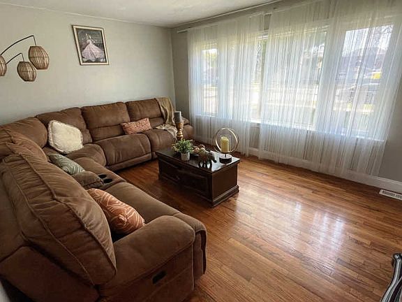 2nd image of 8535 Moody Ave