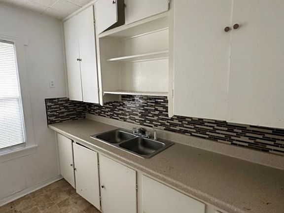 3rd image of 3326 S 11th St