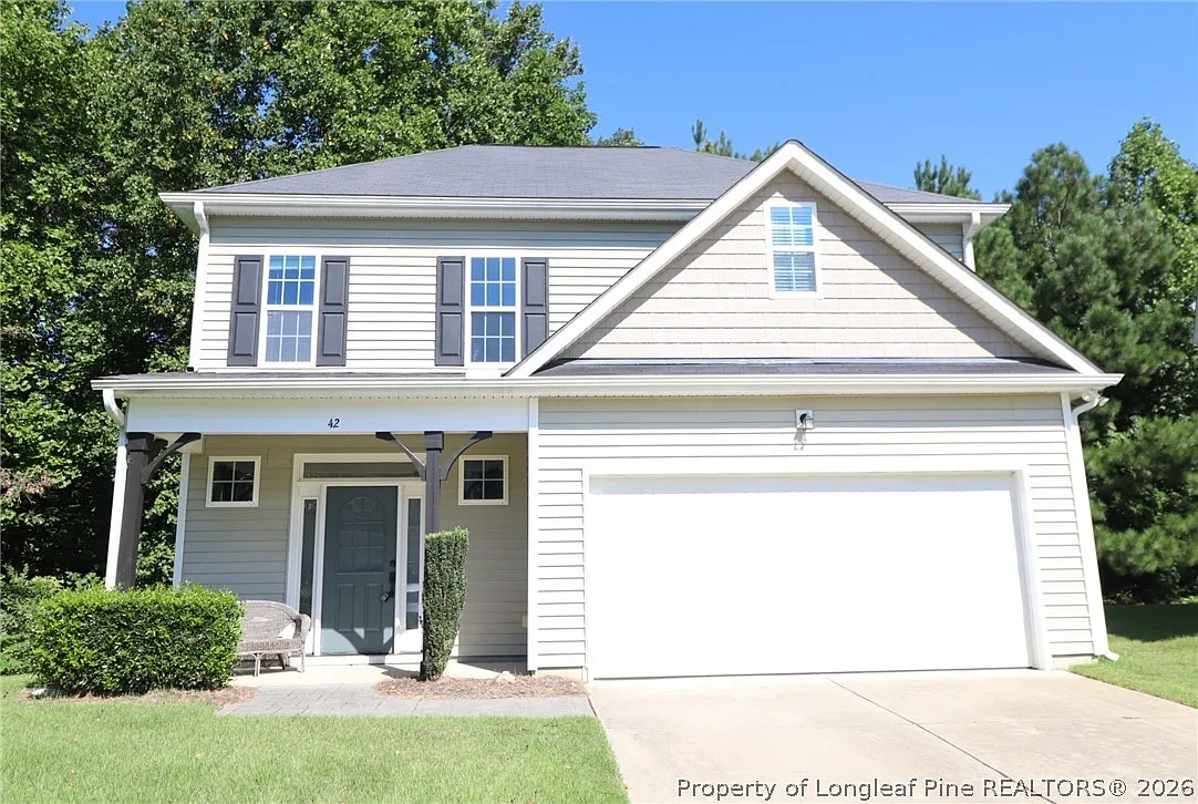 4 bed, 2.5 bath, 1682 sqft, $1,895 — Photo 1