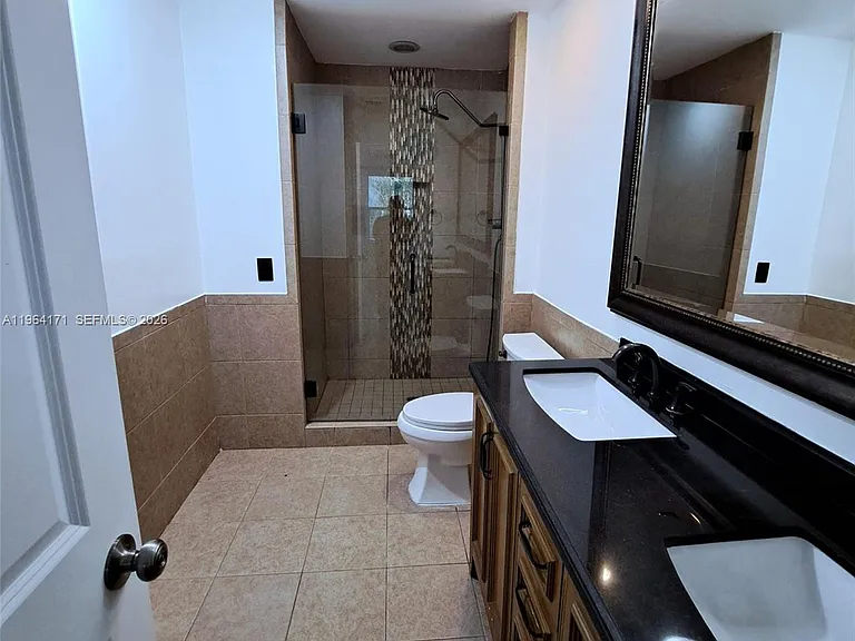 3920 Woodside Dr — Photo 8