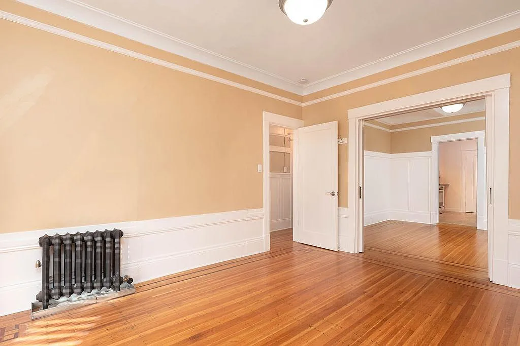 Studio, $3,895 — Photo 3