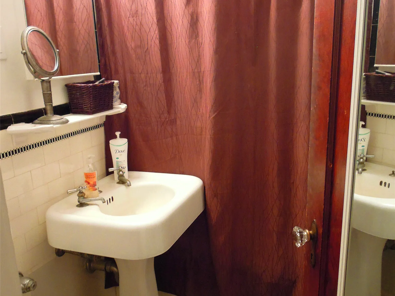Studio, 9999 sqft, $1,750 — Photo 3