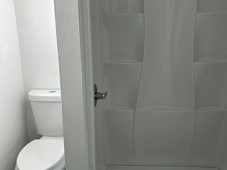 27 W Arnold Rd #1 — Photo 5