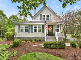 326 S Lorraine Rd, Wheaton, IL 60187